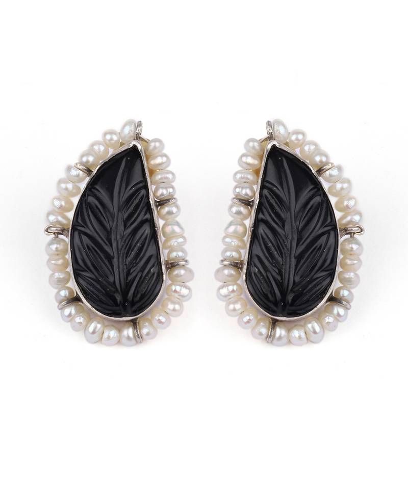 Sangeeta Boochra X Payal Singhal  Mehek Silver Earring with Pearls