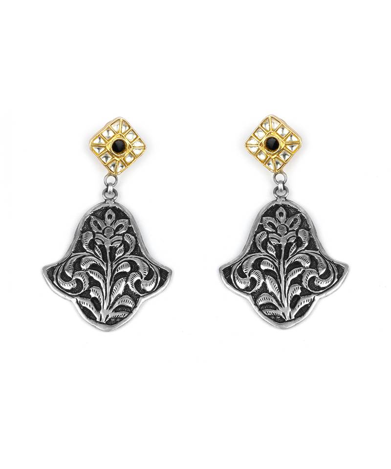 Sangeeta Boochra X Payal Singhal  Nisa Silver Earring with Kundan