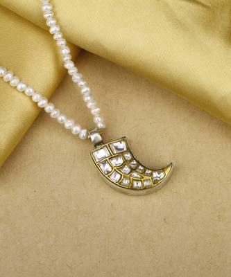 Sangeeta Boochra X Payal Singhal  Gul Silver Pendant with Pearl Chain 1
