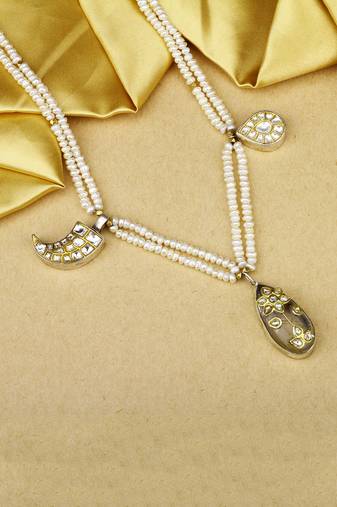 Sangeeta Boochra X Payal Singhal  Mia Silver Necklace with Pearl  Chain