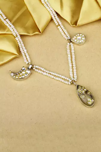 Sangeeta Boochra X Payal Singhal  Mia Silver Necklace with Pearl  Chain