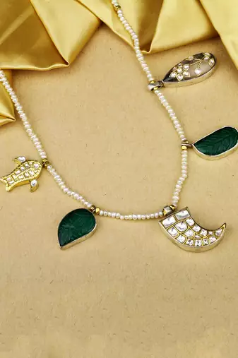 Sangeeta Boochra X Payal Singhal  Parveen Silver Necklace with Multiple Stones and Pearl Chain