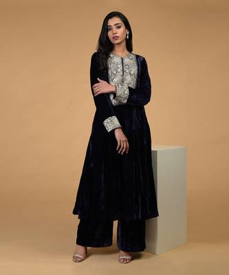 Midnight Blue Silver Kashmiri Tilla Embroidered Kurta Set 1