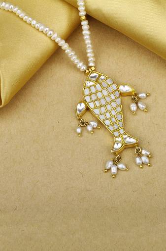 Sangeeta Boochra X Payal Singhal  Tanaz Silver Pendant with Pearl Chain