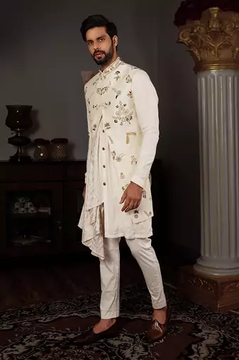 White Alya Bandi Set