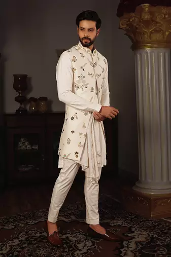 White Alya Bandi Set