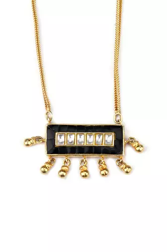 Sangeeta Boochra X Payal Singhal  Benazir Silver Pendant with Silver Chain