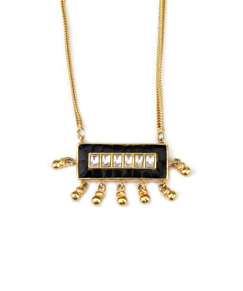 Sangeeta Boochra X Payal Singhal  Benazir Silver Pendant with Silver Chain