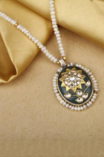 Sangeeta Boochra X Payal Singhal  Sara Silver Pendant with Pearl Chain