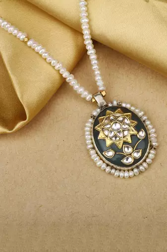 Sangeeta Boochra X Payal Singhal  Sara Silver Pendant with Pearl Chain