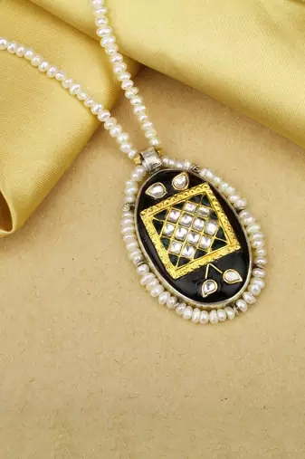 Sangeeta Boochra X Payal Singhal  Nusrat Silver Pendant with Pearl Chain