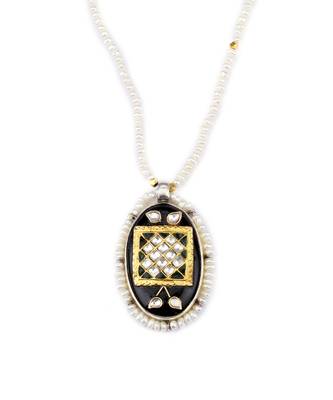 Sangeeta Boochra X Payal Singhal  Nusrat Silver Pendant with Pearl Chain 3