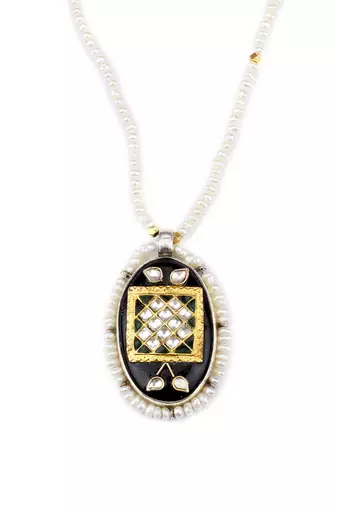 Sangeeta Boochra X Payal Singhal  Nusrat Silver Pendant with Pearl Chain