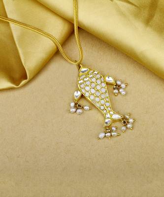 Sangeeta Boochra X Payal Singhal  Amaira Silver Pendant with Silver Chain 1
