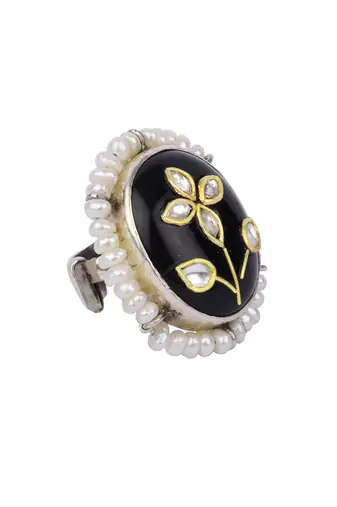 Sangeeta Boochra X Payal Singhal  Maryam Silver Ring with Pearls