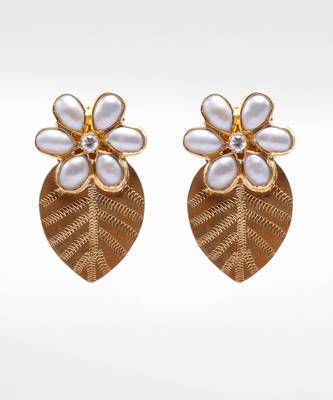 Golden  Nargis Floral Earrings 3