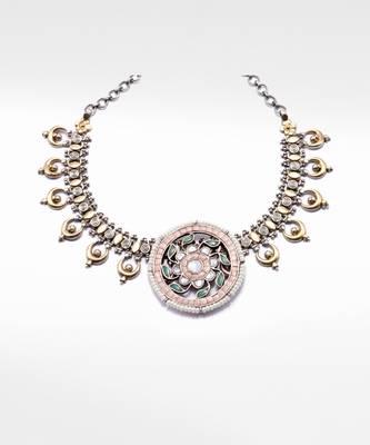 Golden  Afsarara Kundan Necklace 2