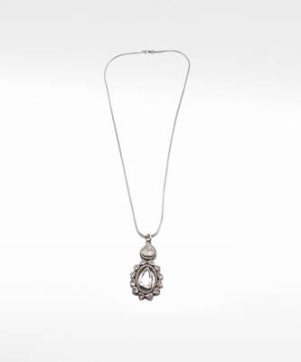 Silver  Nirut Necklace 2