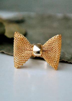 Pretty Little Bow Ring 2