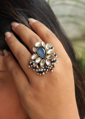 Kundan Adorned Ring 1