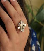 Kundan delight Ring