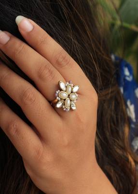 Kundan delight Ring 2
