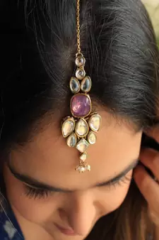 Kundan Paradise Mangtika
