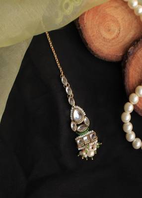 Divine Kundan Mangtika 3