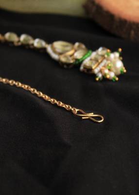 Divine Kundan Mangtika 4
