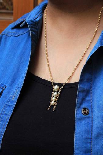 Enticing Pearl Necklace