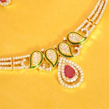 Ruby Paisley Diamond Look Necklace Set 3