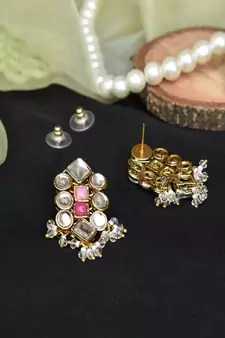Enamored Kundan Earrings 
