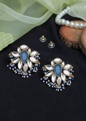 Floral Grace Kundan Stud Earrings 5