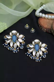 Floral Grace Kundan Stud Earrings