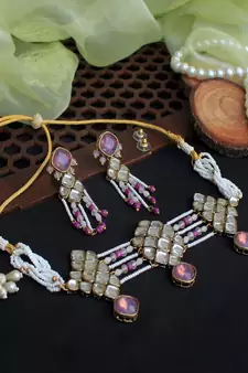 Kundan Paradise Earrings