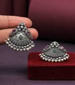 Maroon danglers-drops