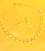 Pearl Gold Look Necklace Set