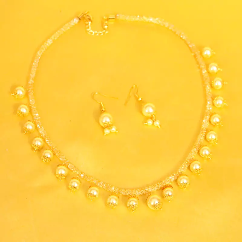 Pearl Gold Look Necklace Set