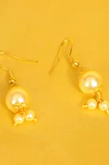 Pearl Gold Look Necklace Set