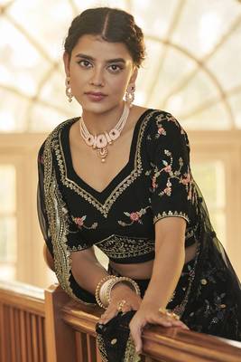 Black embroidered art silk semi stitched lehenga 4