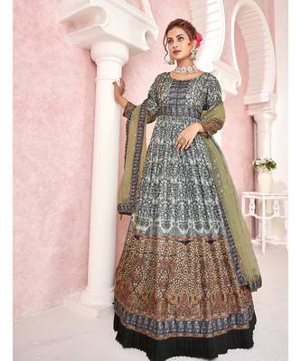 Everywhere Designer Black Dola silk Gown With Dupatta 1