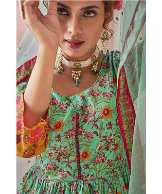 Everywhere Designer Green Dola silk Gown With Dupatta 2