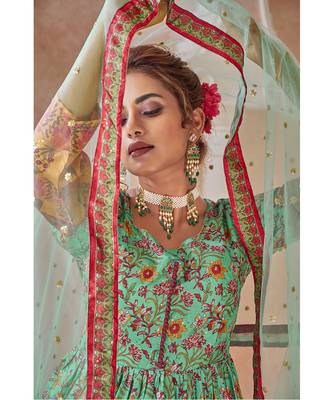 Everywhere Designer Green Dola silk Gown With Dupatta 3