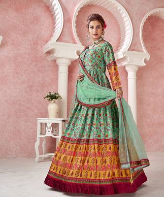 Everywhere Designer Green Dola silk Gown With Dupatta 4
