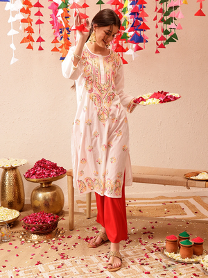 Hand Embroidered White Cotton Lucknow Chikankari Kurta 3