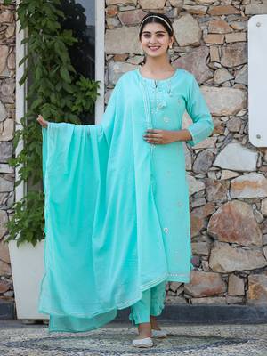 Green embroidered cotton long-kurtis 1