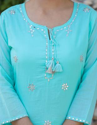 Green embroidered cotton long-kurtis 5