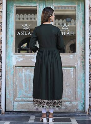 Green printed rayon long-kurtis 2