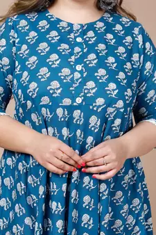  Women Plus Size Blue & White Ethnic Motifs Printed Cotton Anarkali Kurta