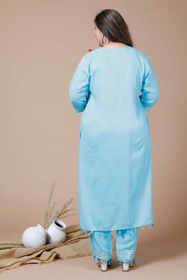  Womens Plus Size Sky Blue Embroidered Straight Kurta And Pant With Dupatta Set 3